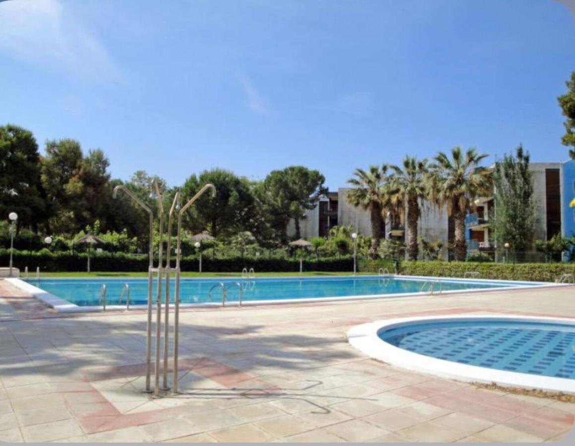Apart. Familiar En Urbanizacion Reus Mediterrani Cambrils Kültér fotó